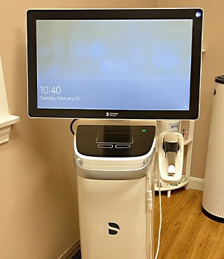 CEREC dental restoration design on computer monitor